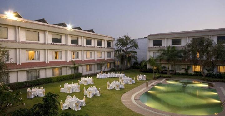Hotel Express Residency